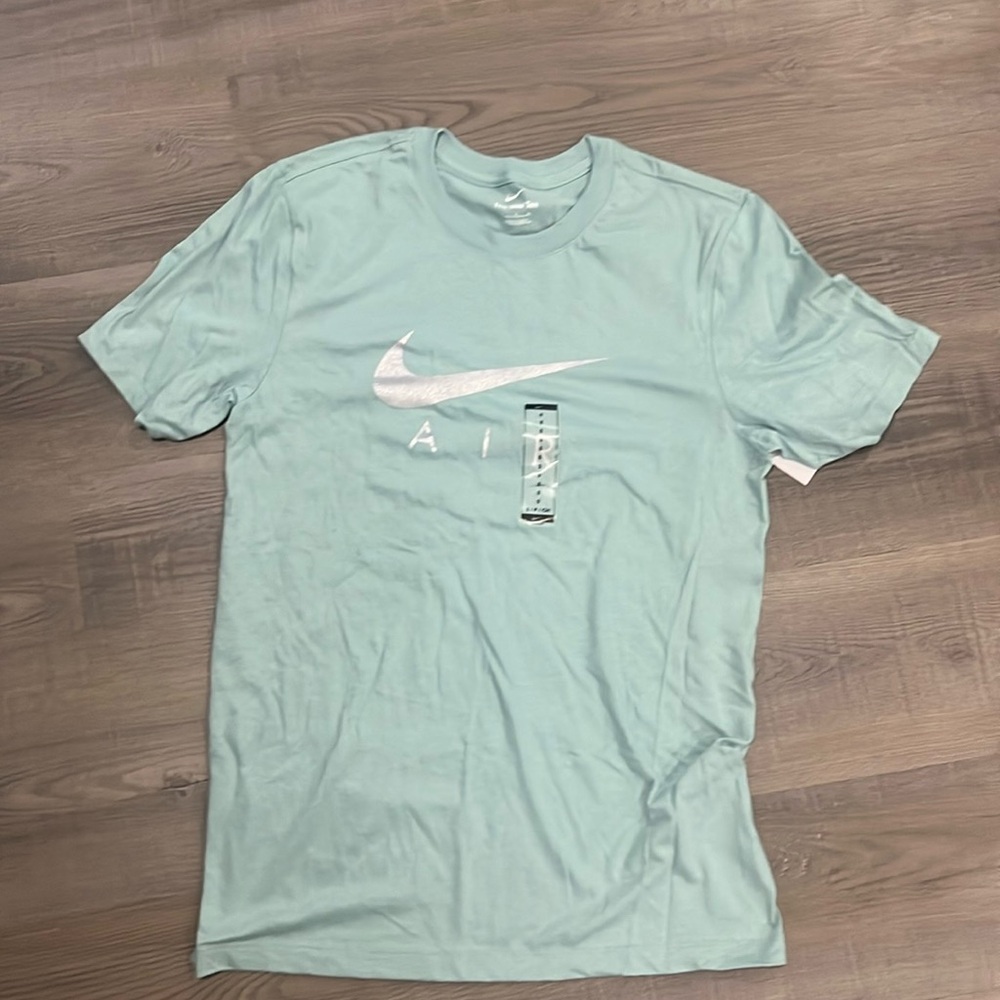 Men’s Nike Air short sleeve tee